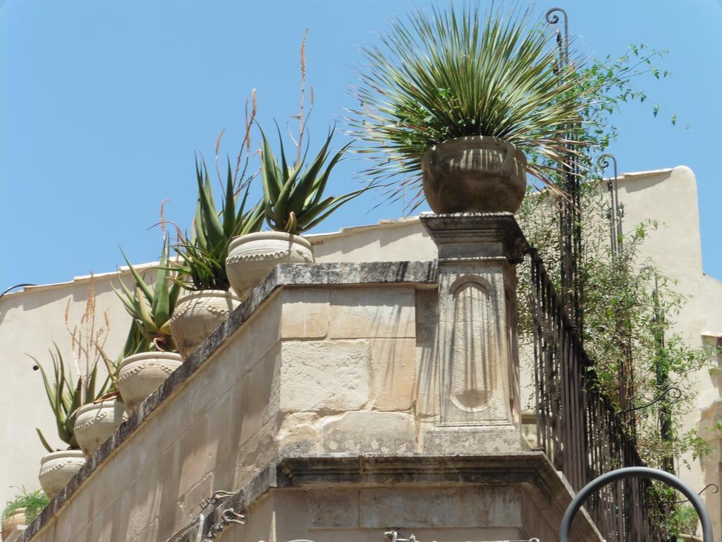 Palazzo Degli Olivi Leilighet Modica Eksteriør bilde